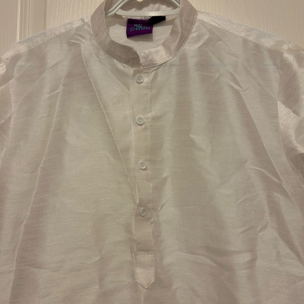 🤍 Men’s White Kurta – Size 38 (No Pants) 🤍 - Picture 2 of 4